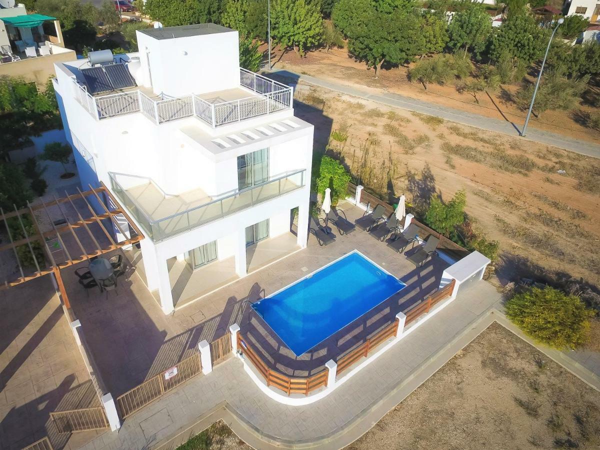 Coral Bay Villa 10 エクステリア 写真